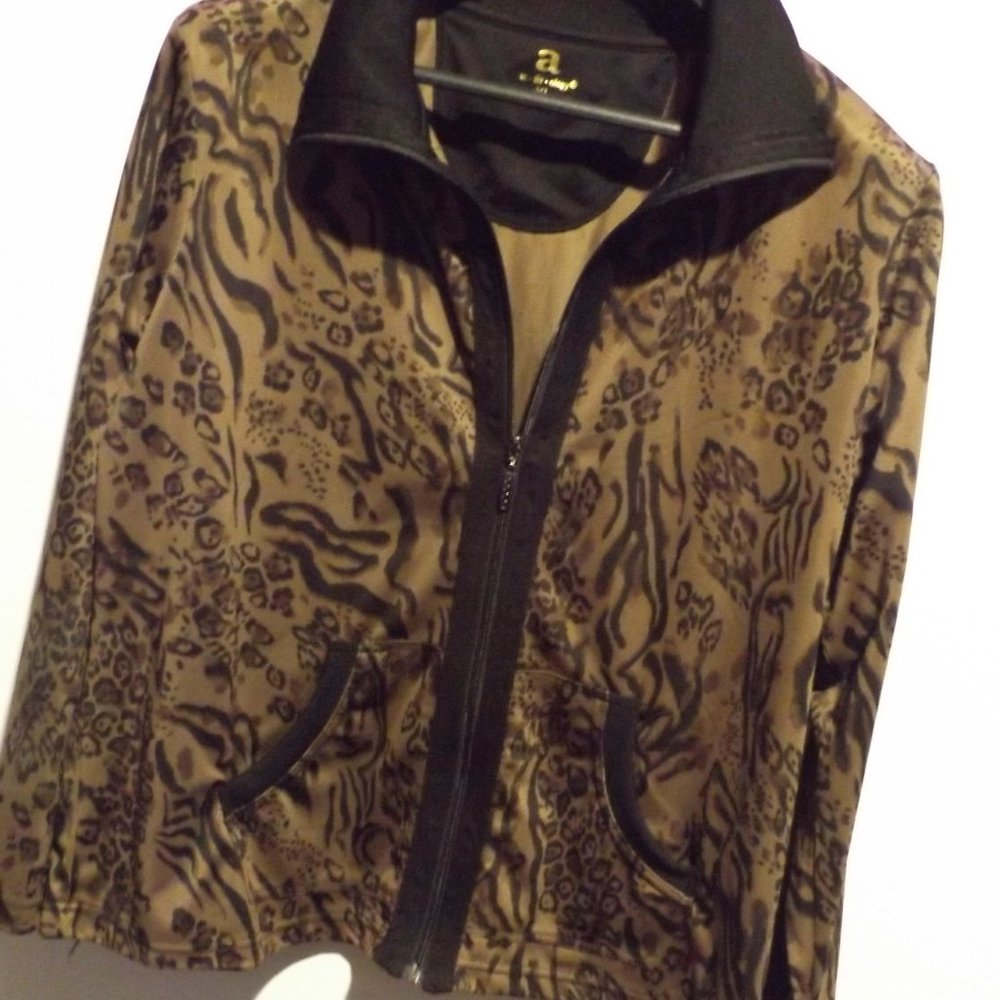 AC-TIV-OLOGY Jacket PLUS